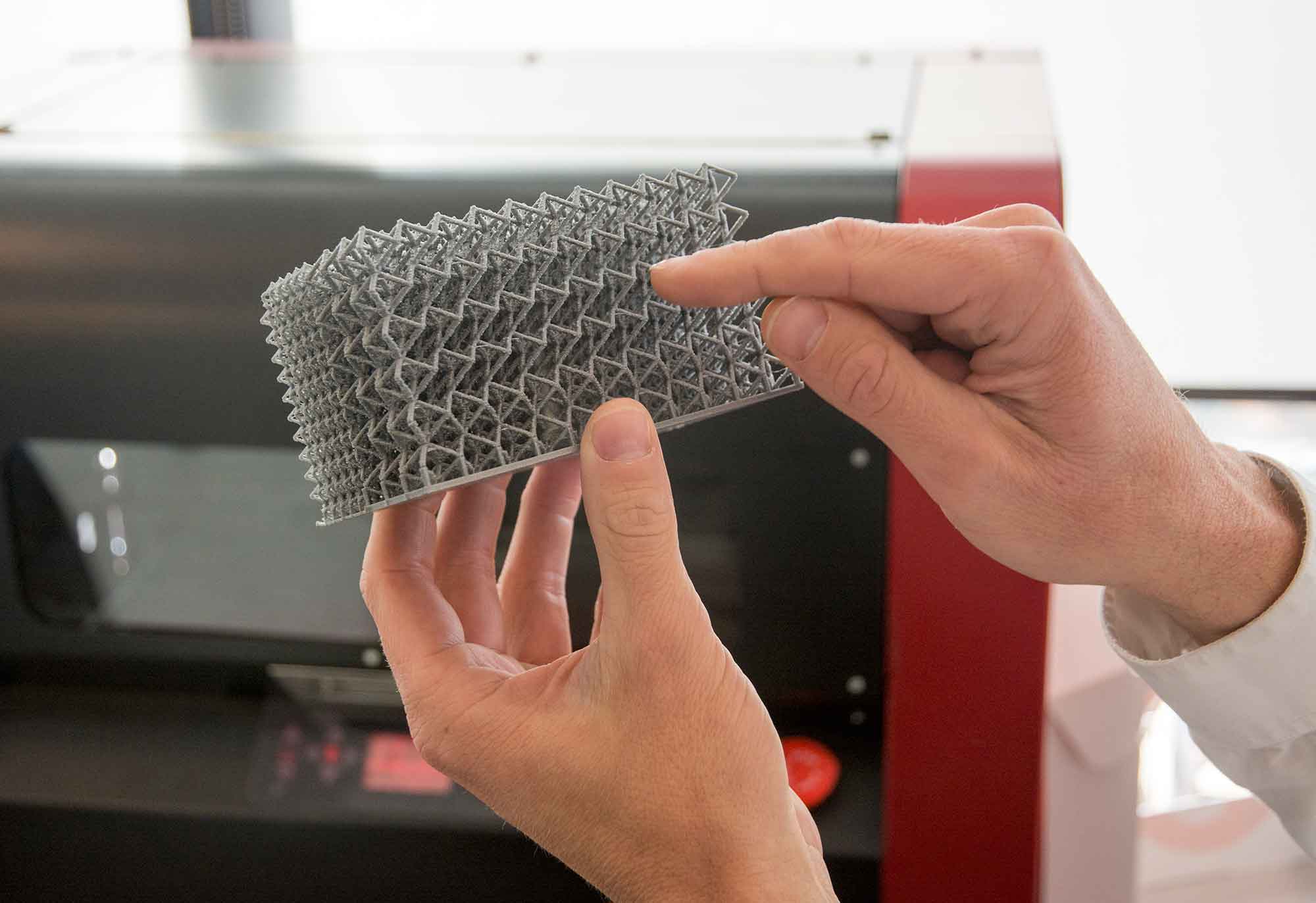 上海麦客信息：关于3D打印的价格，并非总是“越复杂越贵”